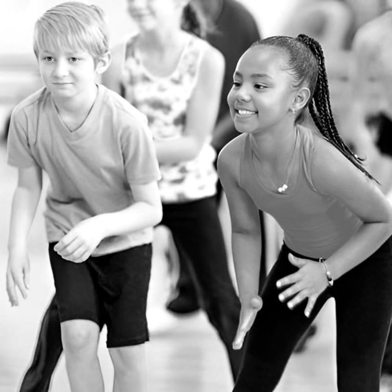 Zumba Kids Tanzkurse bei der Tanzschule MOVE!iT in Bietigheim-Bissingen, Ludwigsburg und Ingersheim